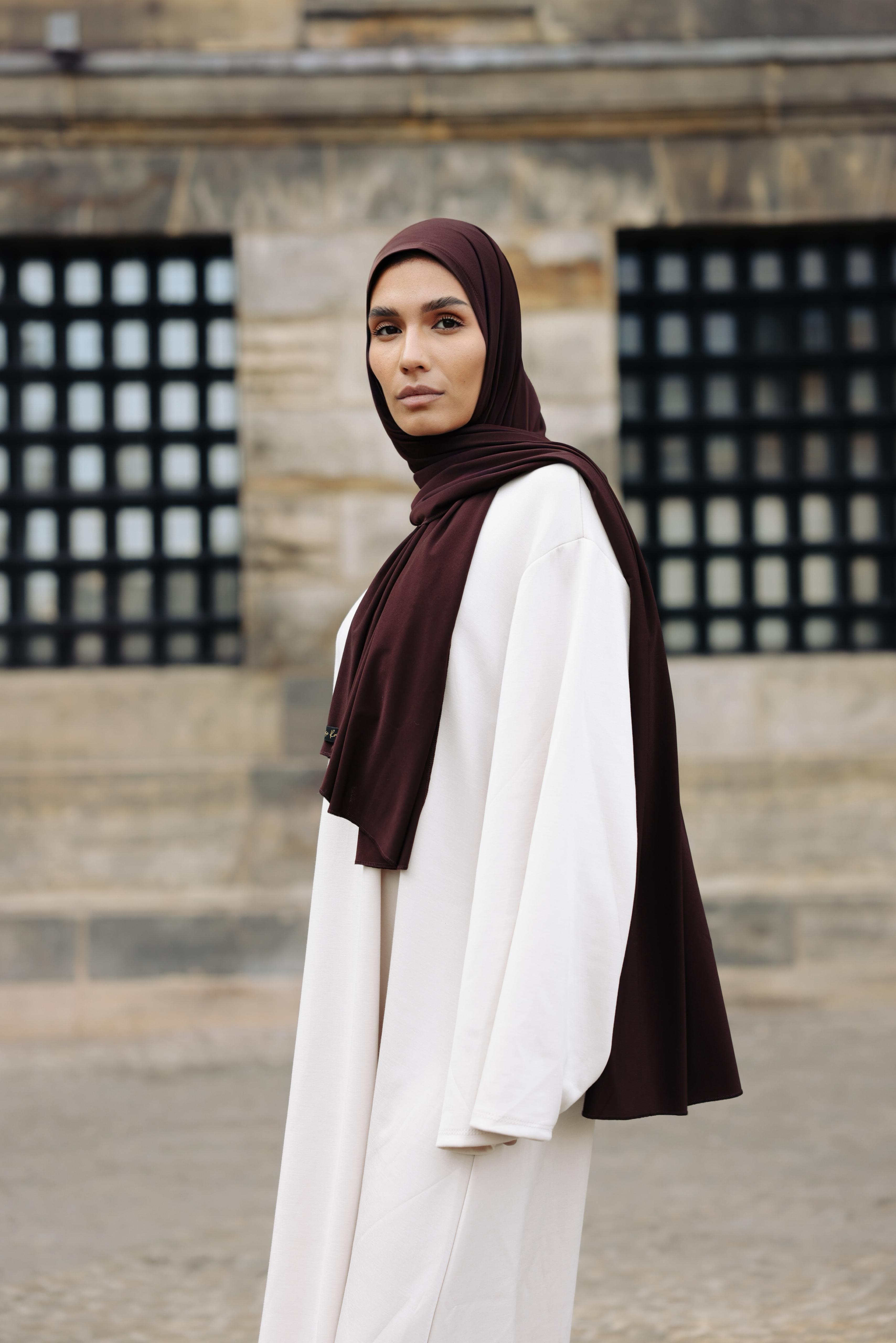 Noor Rose Deepbrown
