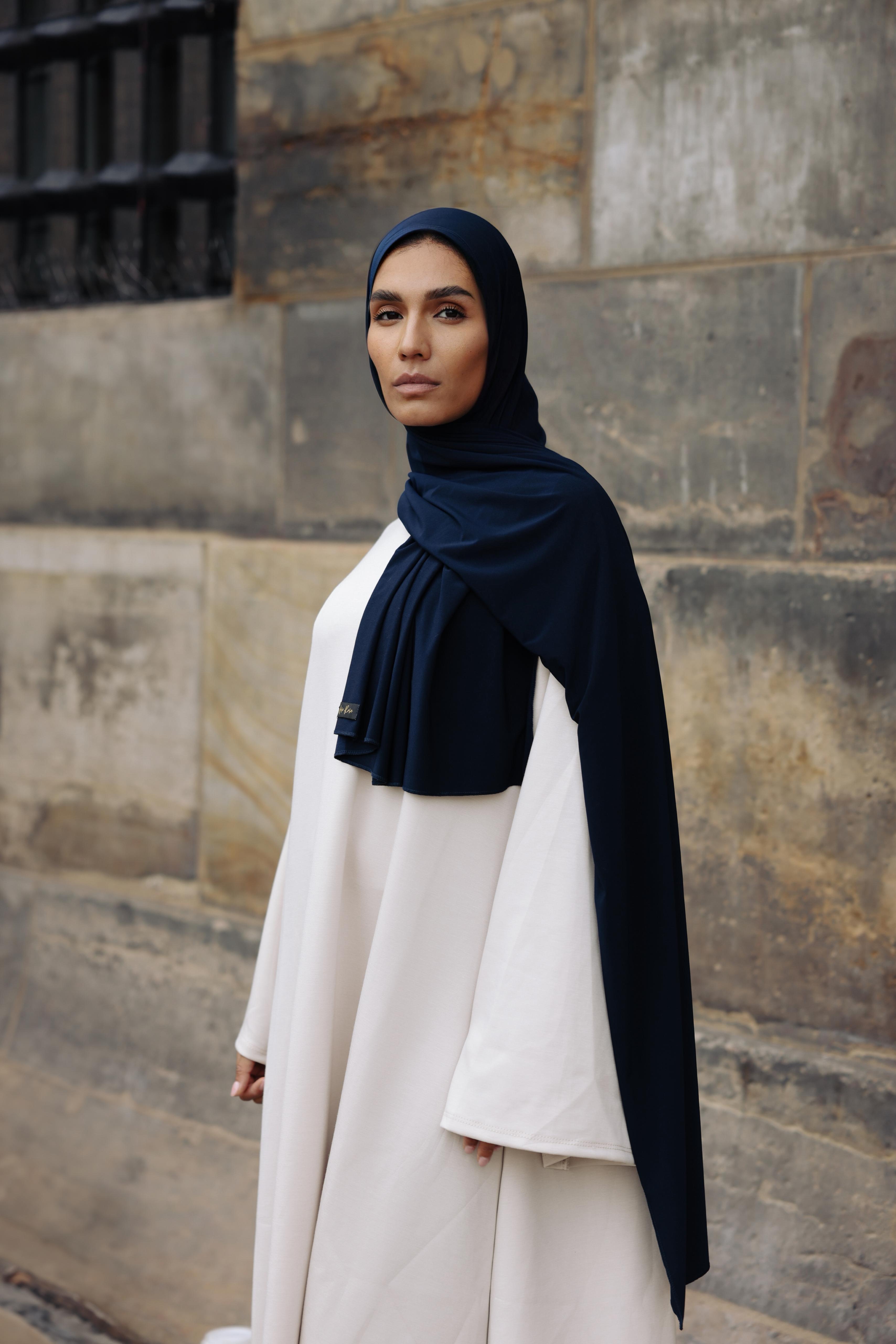 Noor Rose Dark Blue
