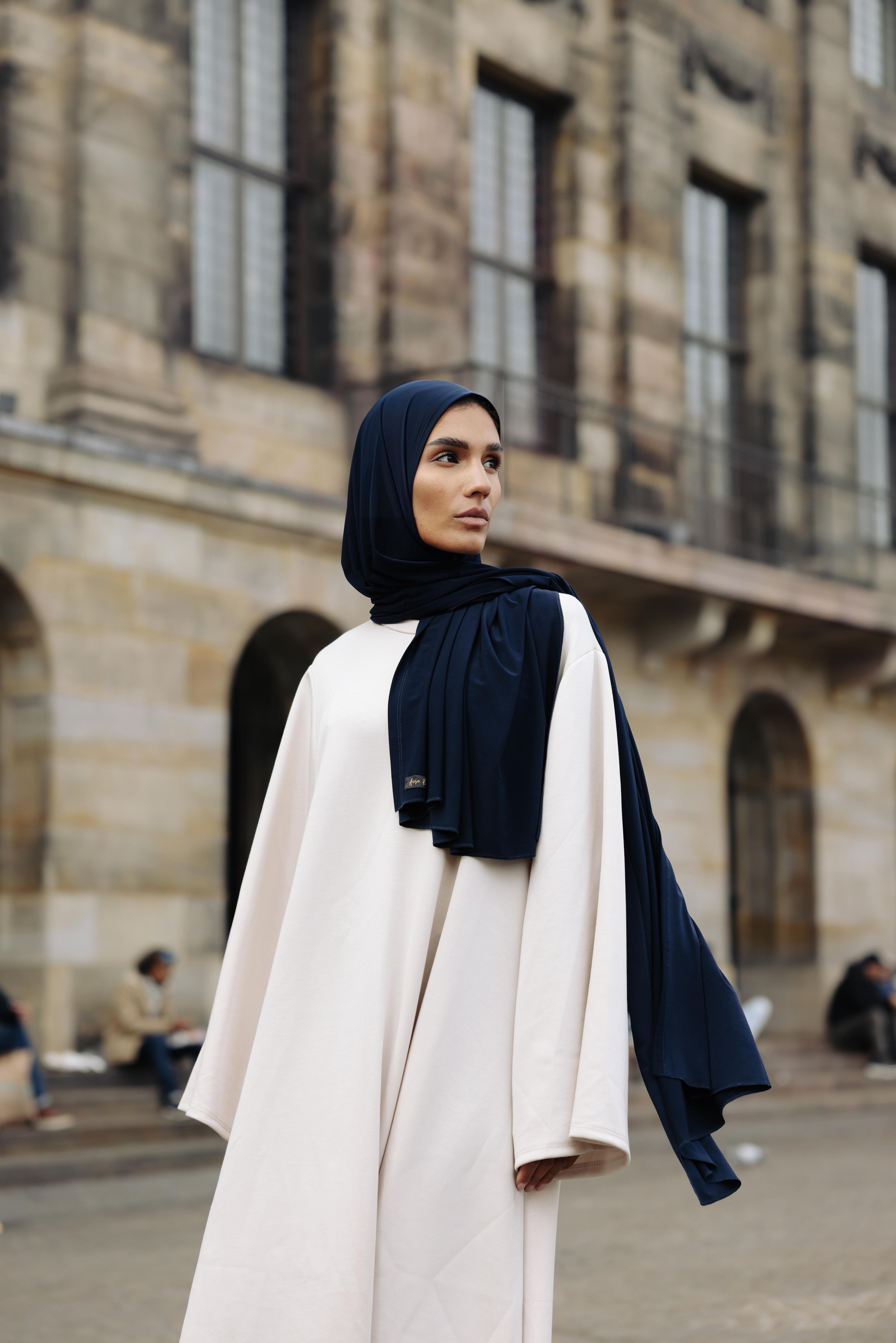 Noor Rose Dark Blue