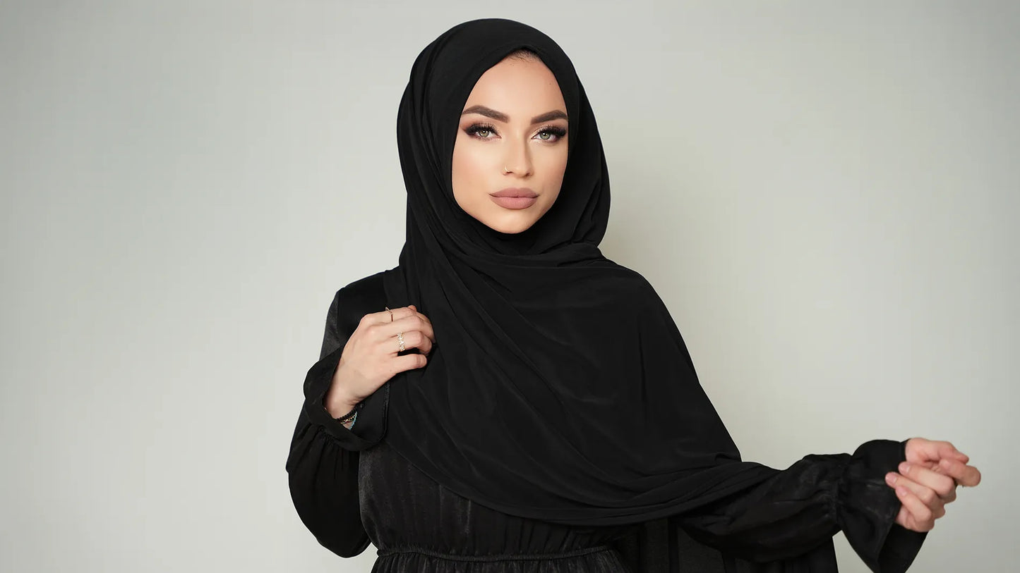 Noor Rose Black